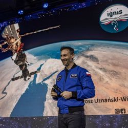 whatsapp image 2025 19 at.23.27