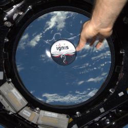 Zdjęcie patcha misji IGNIS na ISS.