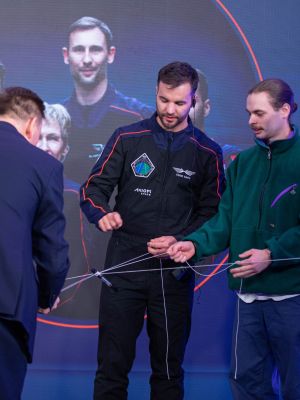 ax 4 in poland 3 education
