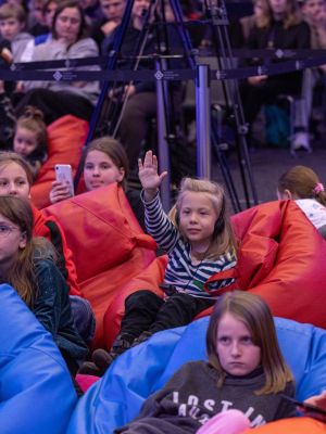 ax 4 in poland 3 education