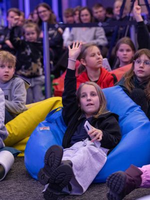 ax 4 in poland 3 education