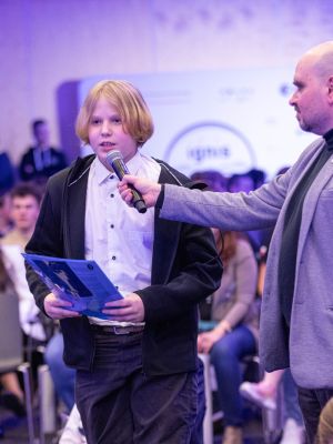 ax 4 in poland 3 education