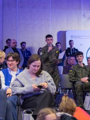 ax 4 in poland 3 education