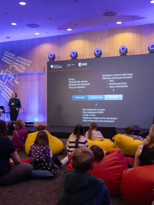 ax 4 in poland 3 education