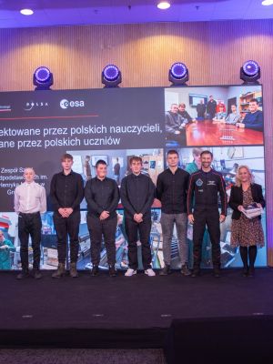 ax 4 in poland 3 education