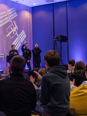 ax 4 in poland 3 education