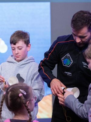 ax 4 in poland 3 education