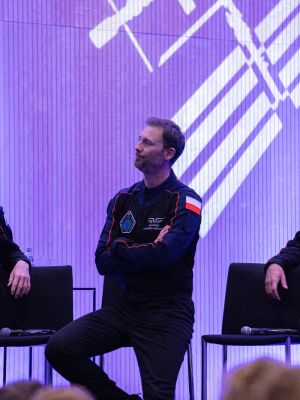 ax 4 in poland 3 education