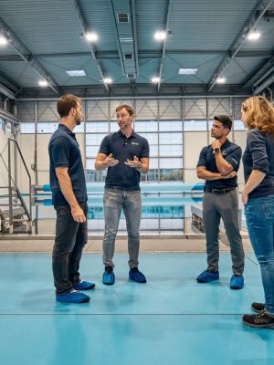 ax4 axiom esa ss su tk c0160