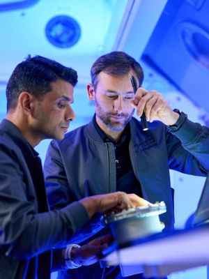 ax4 axiom esa ss su tk 20241115