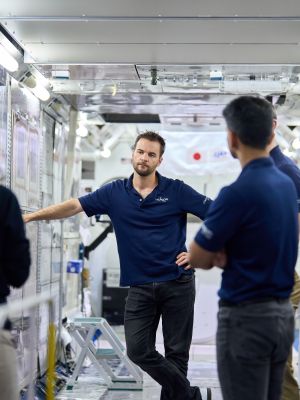 ax4 axiom jaxa 20241120 ss su tk