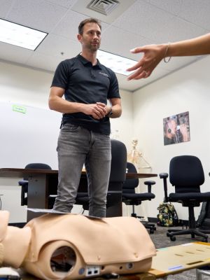 ax4 axiom medcproniss su 20240911