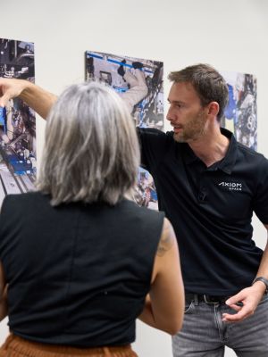 ax4 axiom medcproniss su 20240911