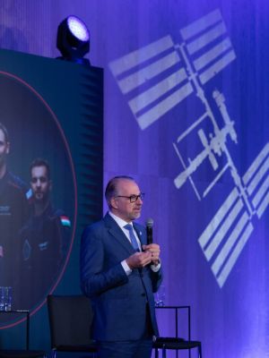 ax 4 in poland 1 conference