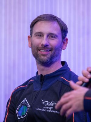 ax 4 in poland 3 education
